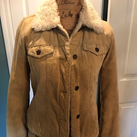 Abercrombie & Fitch Jackets & Blazers - Abercrombie & Fitch Corduroy & Faux Fur Jacket M